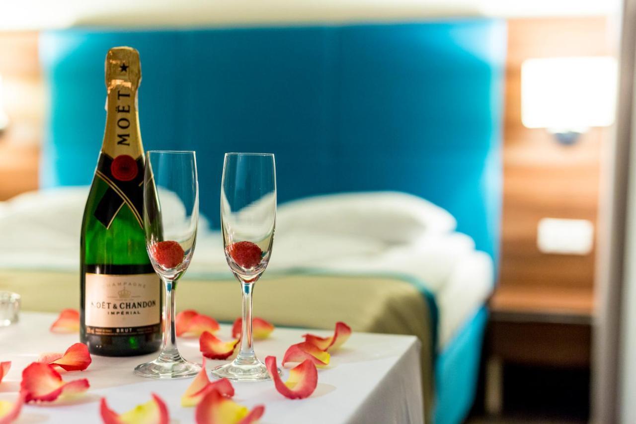 Aparthotel Przy Plazy Miedzyzdroje Luaran gambar